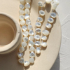 Corte natural en forma de gota de nácar para diseño de pulsera usando piezas de collar de corte de cara de frijoles pequeños cabujón de corazón bombe 