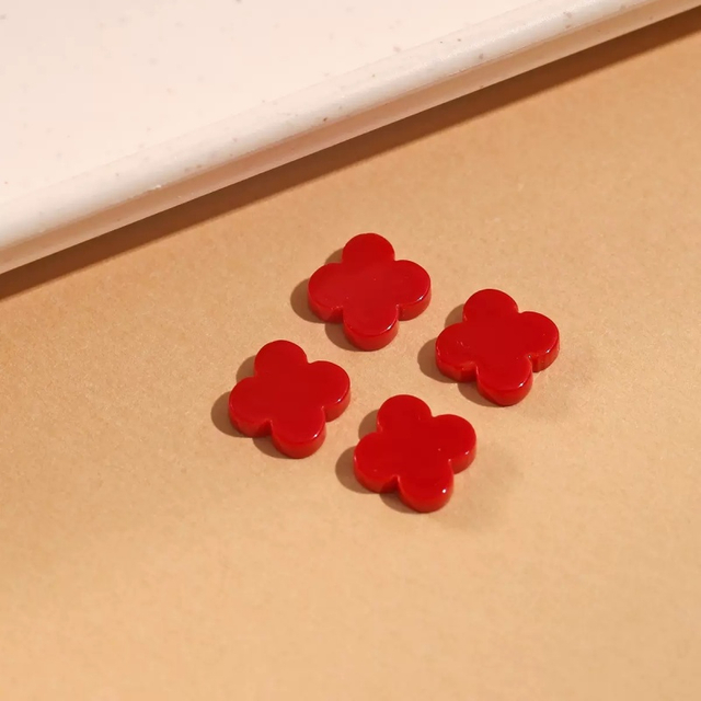 Forma de trébol de nácar natural, corte de frijoles pequeños para incrustaciones de pulsera, diseño de flores de piedra colorida, collar de moda para mujer 