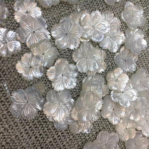 Broche de corte con forma de flor grande de perla Natural para mujer, joyería para mujer, piezas de incrustaciones de moda, flor blanca