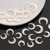 Diseño de joyería de corte de cabujón con forma de luna de nácar Natural, colgante de diseño de collar con dije femenino a la moda