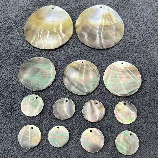 Corte de disco redondo de nácar Natural para fabricación de pulseras, diseño de piezas pequeñas, diseño de colgante de concha negra, cabujón liso 