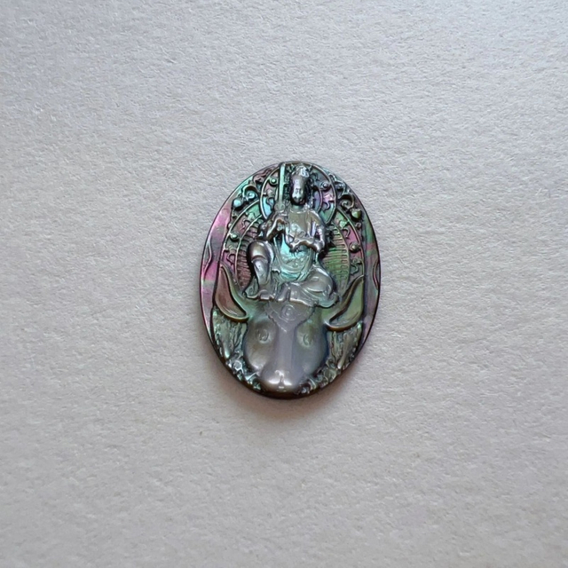 Colgante de forma ovalada de nácar Natural para mujer, corte de imagen, fabricación de incrustaciones de joyería, diseño de concha negra, iconos de frijoles de cabujón