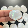 Colgante más grande con forma ovalada de nácar Natural para mujer, fabricación de joyas, concha blanca para diseño de reloj, granos de discoteca 