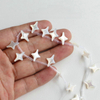 Frijoles pequeños de nácar Natural para mujer, joyería, diseño de collar, pulsera con diseño de cabujón en forma de rayo DIY 