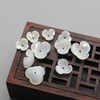 Tallado en forma de flor de nácar Natural para pendientes, fabricación de frijoles pequeños coloridos hechos a mano para cadena DIY, uso de joyería de mujer