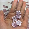 Diseño de colgante de mujer con forma de flor de nácar Natural, diseño de collar de concha amarilla a la moda con cabujón colorido 