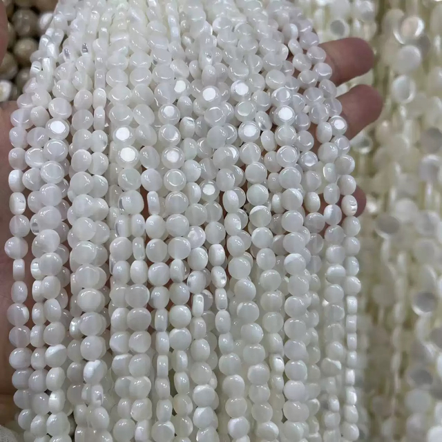 Collar de forma redonda de nácar Natural para mujer, diseño de joyería, cuentas pequeñas, pulsera con diseño de disco de concha blanca 