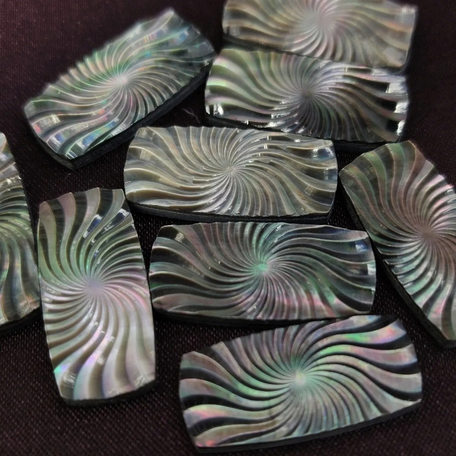 Cabujón de nácar Natural tallado en forma cuadrada para joyería, diseño de incrustaciones, fabricación de colgantes, corte facial, cabujón de concha amarilla
