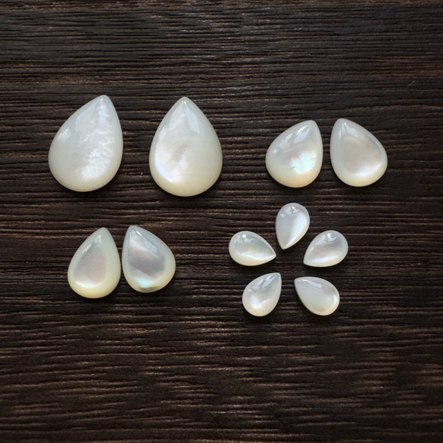 Natural madre de perla forma de gota corte cabujón joyería anillos hacer collar diseño pequeños frijoles concha blanca joyería de mujer