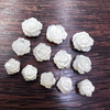 Tallado de flor de rosa de nácar natural para la fabricación de collares, joyería de diseño, pulsera de corte de doble cara, cuentas pequeñas de cabujón DIY