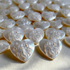 Corte de diseño de imagen de nácar Natural para mujer, fabricación de incrustaciones de joyería, grabado en relieve con forma de corazón, cabujón de corazón DIY 