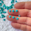 Pendientes de perlas naturales talladas en forma redonda, frijoles pequeños, color azul turquesa, diseño de joyería, collar con incrustaciones, cabujón 