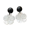 Flor de nácar Natural de gran tamaño para colgante, joyería para mujer, diseño de pendientes, cabujón de corte de concha blanca, diseño de moda