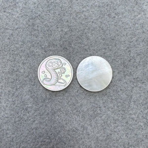 Diseño hueco de nácar Natural para diseño de pulsera, joyería para mujer, corte en forma de animal para colgante, imagen de frijoles pequeños 
