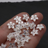 Cosas bonitas de nácar Natural para joyería, diseño de flores, corte para mujer, fabricación de collares, pendientes, frijoles pequeños, forma de cabujón 
