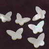Forma de mariposa de nácar Natural para diseño de collar, fabricación de granos pequeños, cabujón, concha amarilla, pulsera para mujer, uso artesanal