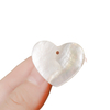 Colgante con forma de corazón de nácar Natural, diseño de concha de río, cara plana, piezas de joyería talladas, piezas de corazón de gran tamaño, color blanco 